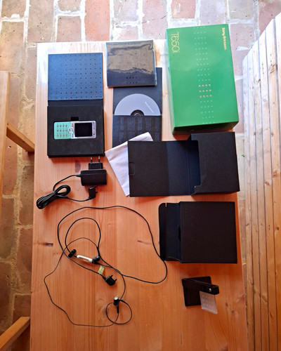 Sony ericsson t650i - ericsson,